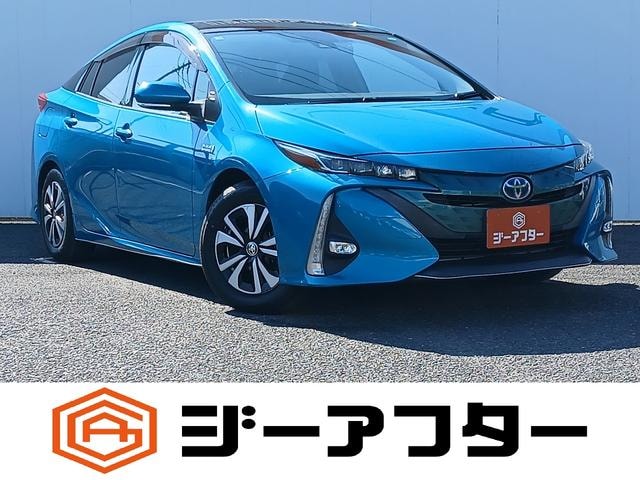 Toyota PRIUS PHV 2017 — фото автомобиля