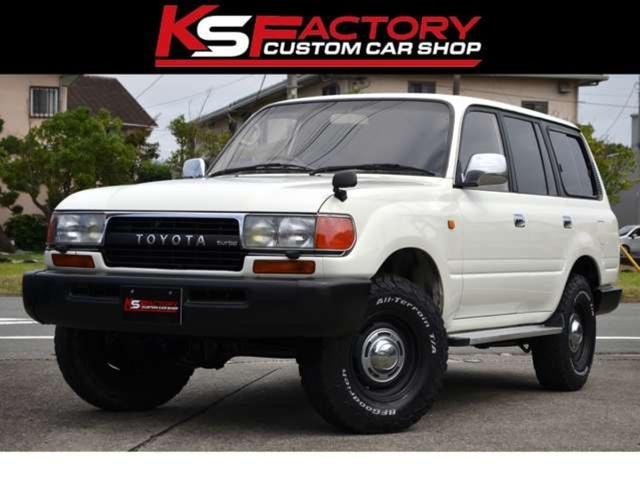 Toyota LAND CRUISER 80 1996 — фото автомобиля