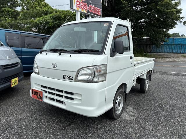Toyota PIXIS TRUCK 2013 — фото автомобиля