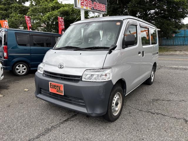Toyota TOWNACE VAN 2022 — фото автомобиля