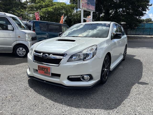 Subaru LEGACY TOURING WAGON 2013 — фото автомобиля 1