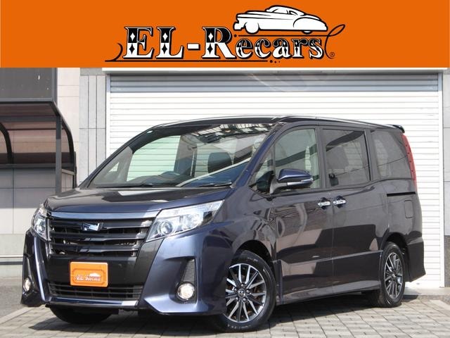 Toyota NOAH 2016 — фото автомобиля 1