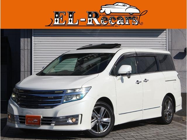 Nissan ELGRAND 2010 — фото автомобиля