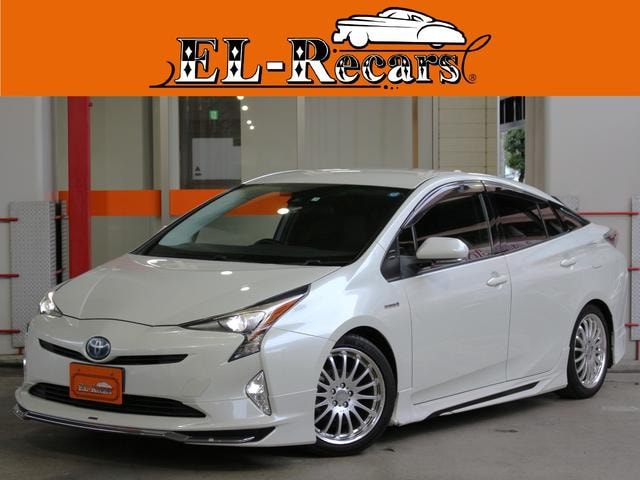Toyota PRIUS 2017 — фото автомобиля 1