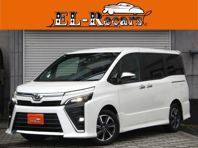 Toyota VOXY 2017 — фото автомобиля 1