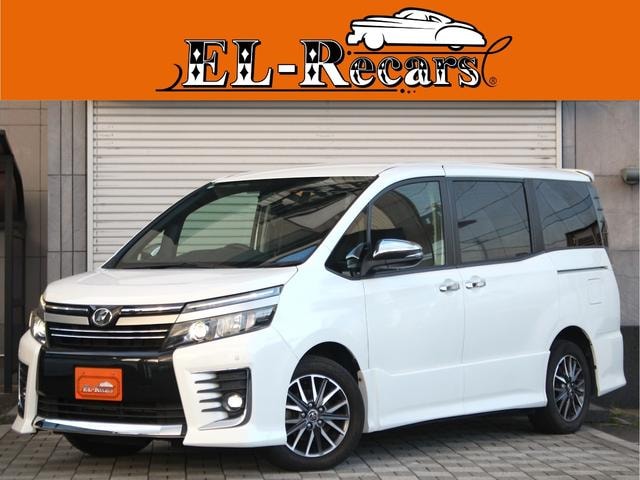 Toyota VOXY 2016 — фото автомобиля 1