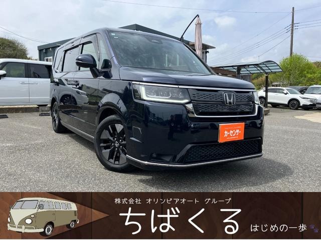 Honda STEPWAGON 2024 — фото автомобиля 1