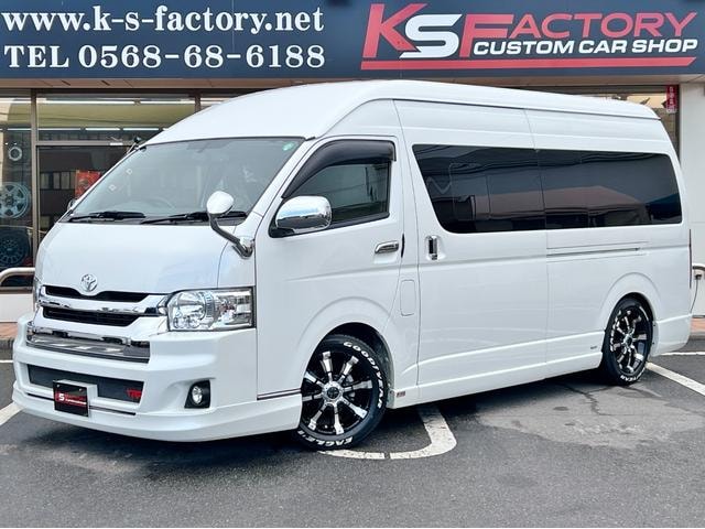 Toyota HIACE VAN 2016 — фото автомобиля 1