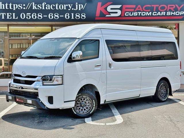 Toyota HIACE WAGON 2026 — фото автомобиля