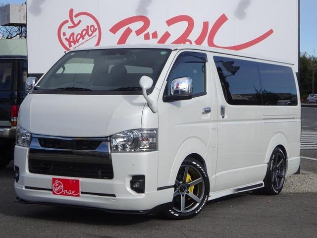 Toyota HIACE VAN 2023 — фото автомобиля