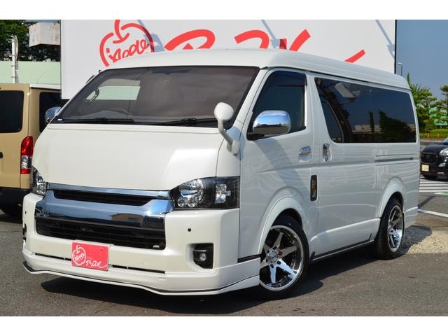 Toyota HIACE WAGON 2012 — фото автомобиля 1
