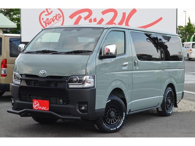Toyota HIACE VAN 2026 — фото автомобиля