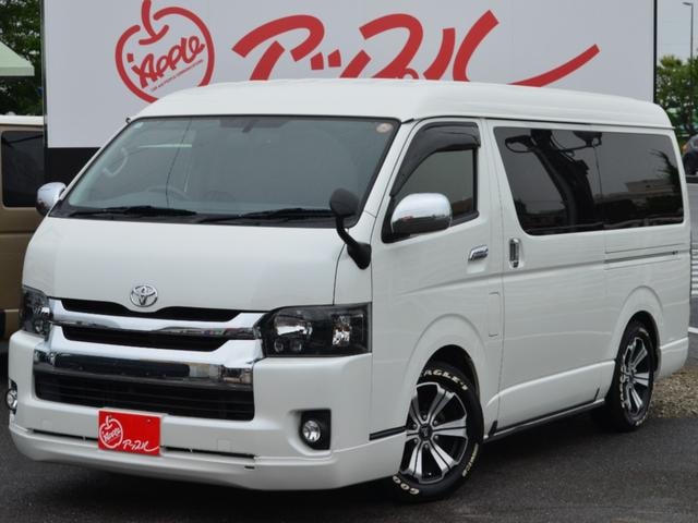 Toyota HIACE WAGON 2016 — фото автомобиля 1