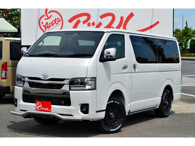 Toyota HIACE VAN 2026 — фото автомобиля