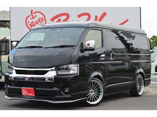 Toyota HIACE WAGON 2026 — фото автомобиля 1