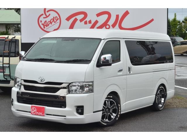 Toyota HIACE VAN 2022 — фото автомобиля