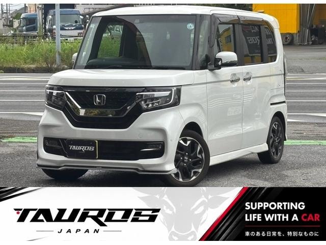Honda N-BOX CUSTOM 2019 — фото автомобиля 1