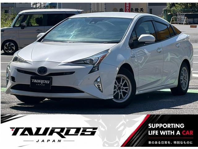 Toyota PRIUS 2016 — фото автомобиля