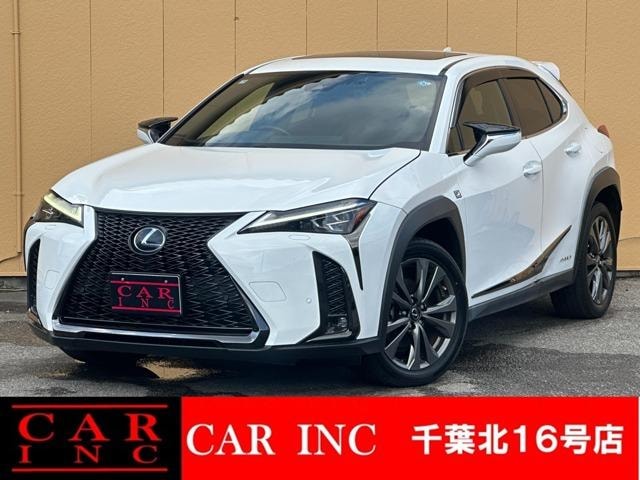 Lexus UX 2019 — фото автомобиля
