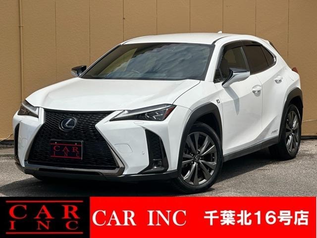 Lexus UX 2019 — фото автомобиля 1