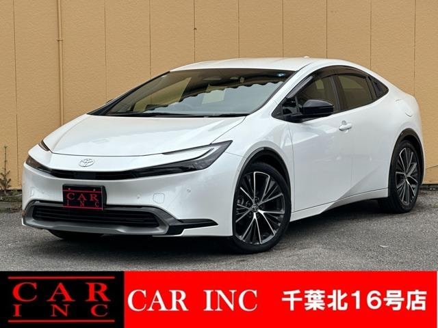 Toyota PRIUS 2023 — фото автомобиля