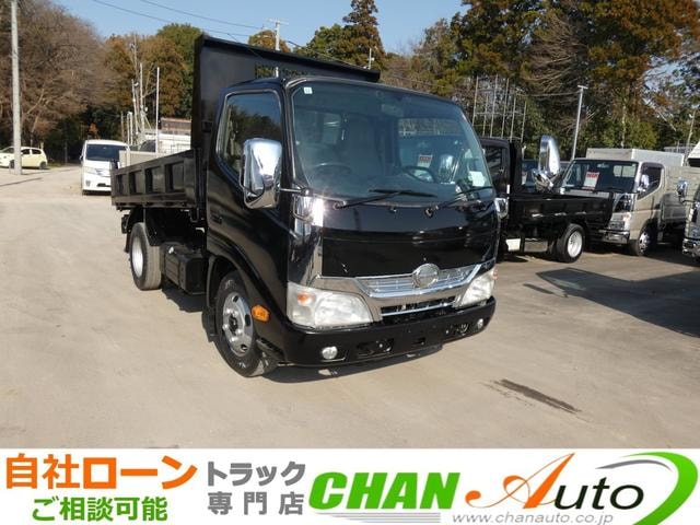 Hino DUTRO 2015 — фото автомобиля 1