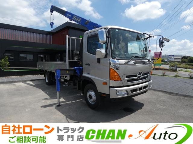 Hino RANGER 2017 — фото автомобиля 1