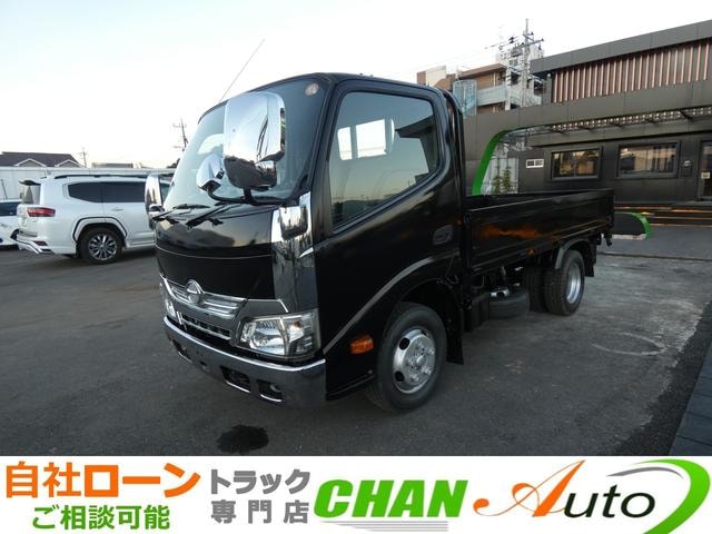 Hino DUTRO 2019 — фото автомобиля 1