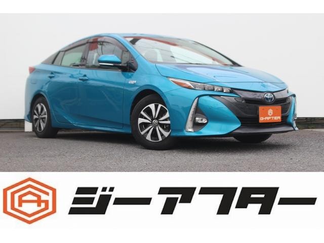 Toyota PRIUS PHV 2019 — фото автомобиля