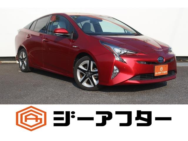 Toyota PRIUS 2016 — фото автомобиля 1