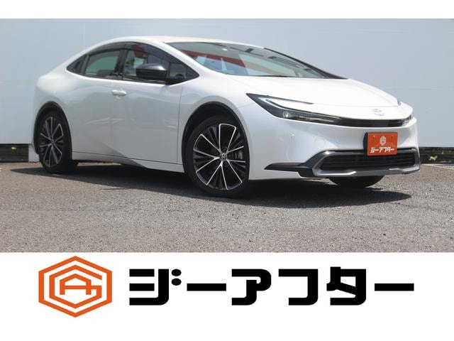 Toyota PRIUS 2023 — фото автомобиля 1