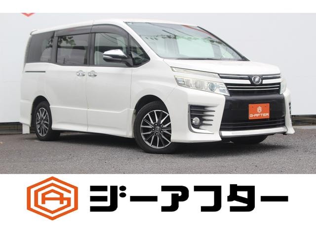 Toyota VOXY 2015 — фото автомобиля