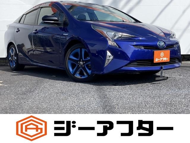 Toyota PRIUS 2018 — фото автомобиля 1