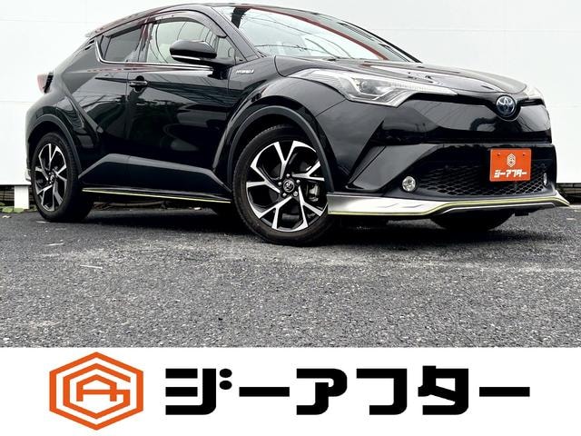 Toyota C-HR 2017 — фото автомобиля 1