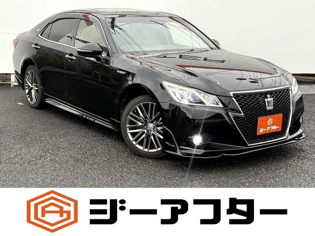 Toyota CROWN HYBRID 2013 — фото автомобиля 1