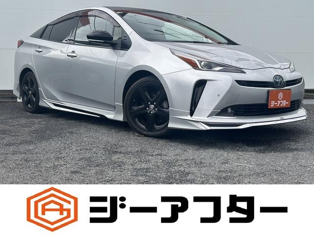 Toyota PRIUS 2019 — фото автомобиля 1