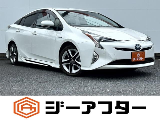 Toyota PRIUS 2016 — фото автомобиля 1