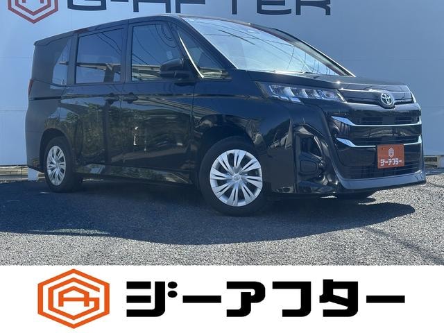 Toyota NOAH 2023 — фото автомобиля 1