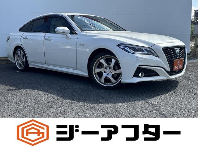 Toyota CROWN HYBRID 2018 — фото автомобиля 1