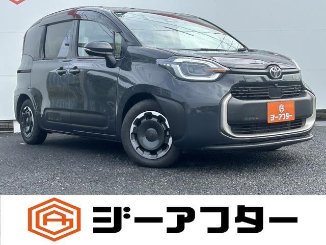 Toyota SIENTA 2025 — фото автомобиля