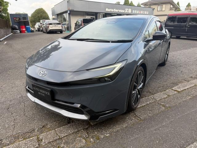 Toyota PRIUS 2023 — фото автомобиля