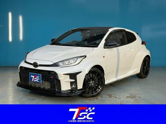 Toyota GR YARIS 2023 — фото автомобиля