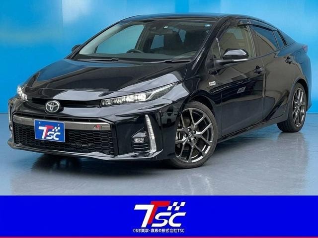 Toyota PRIUS PHV 2019 — фото автомобиля