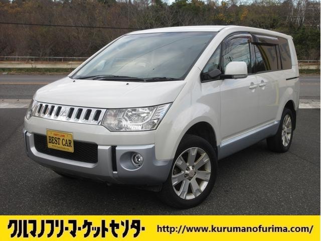 Mitsubishi DELICA D:5 2011 — фото автомобиля