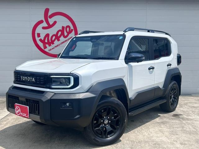 Toyota LAND CRUISER FJ 2026 — фото автомобиля