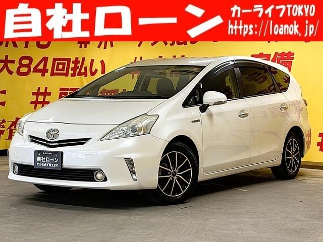 Toyota PRIUS ALPHA 2014 — фото автомобиля 1