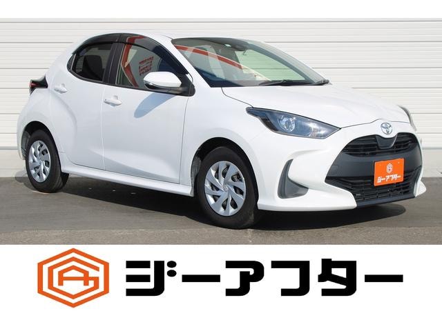 Toyota YARIS 2021 — фото автомобиля