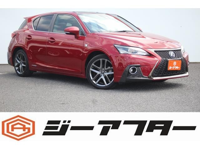 Lexus CT 2018 — фото автомобиля 1