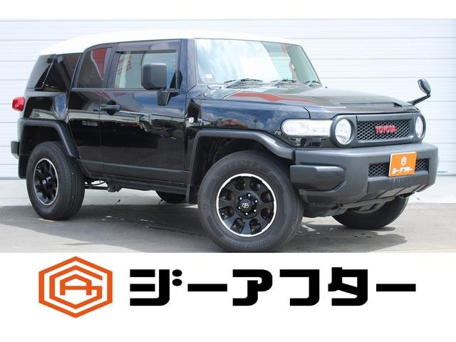 Toyota FJ CRUISER 2014 — фото автомобиля