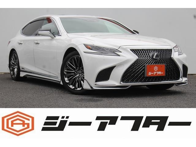 Lexus LS 2017 — фото автомобиля 1